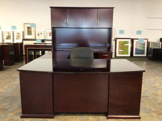 Executive Desk with Hutch