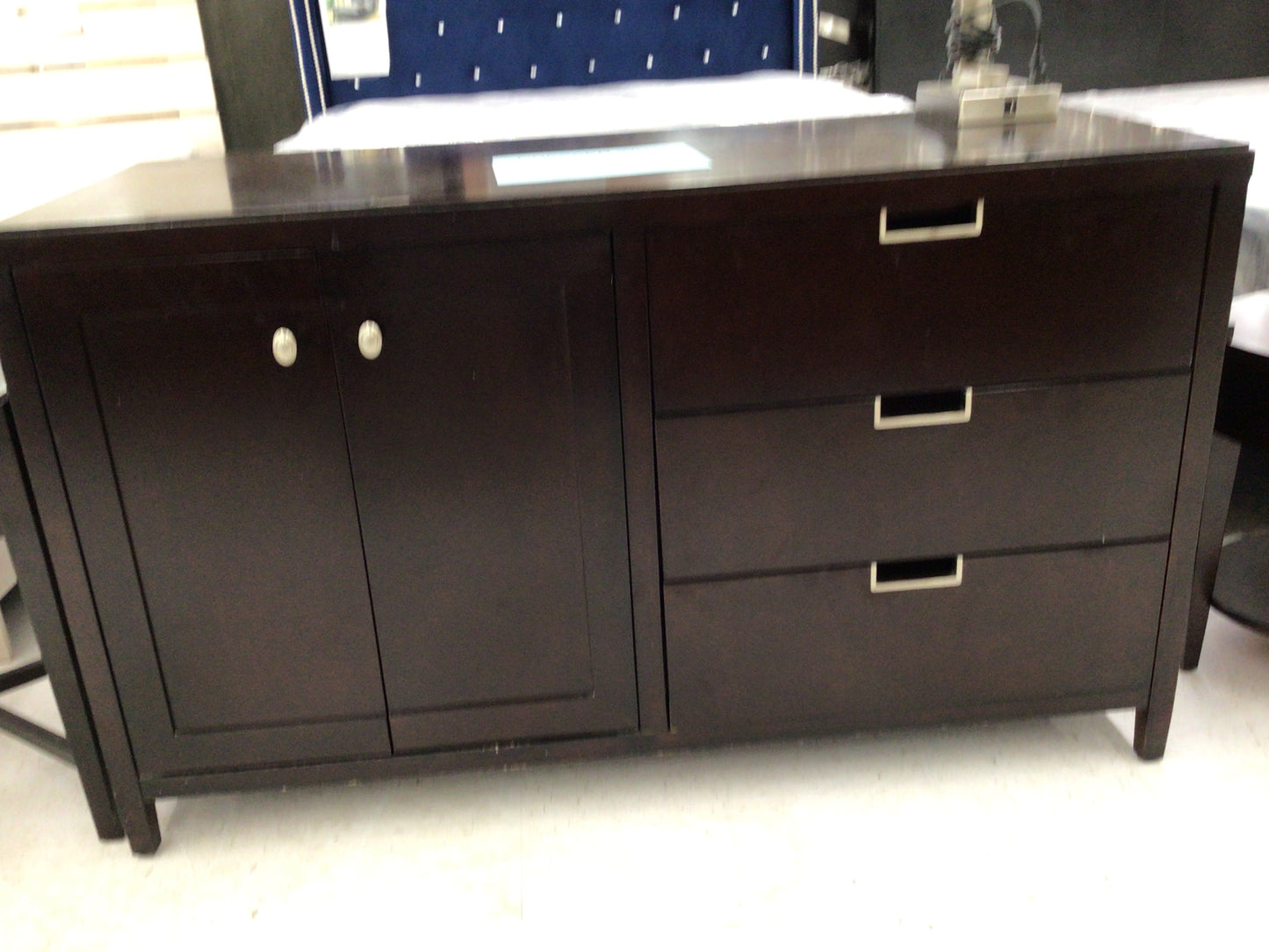 Dresser with a drawers