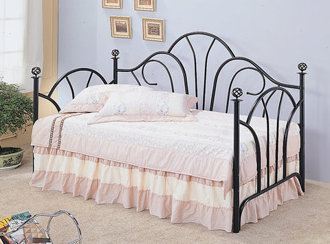 Traditional Metal Black Daybed